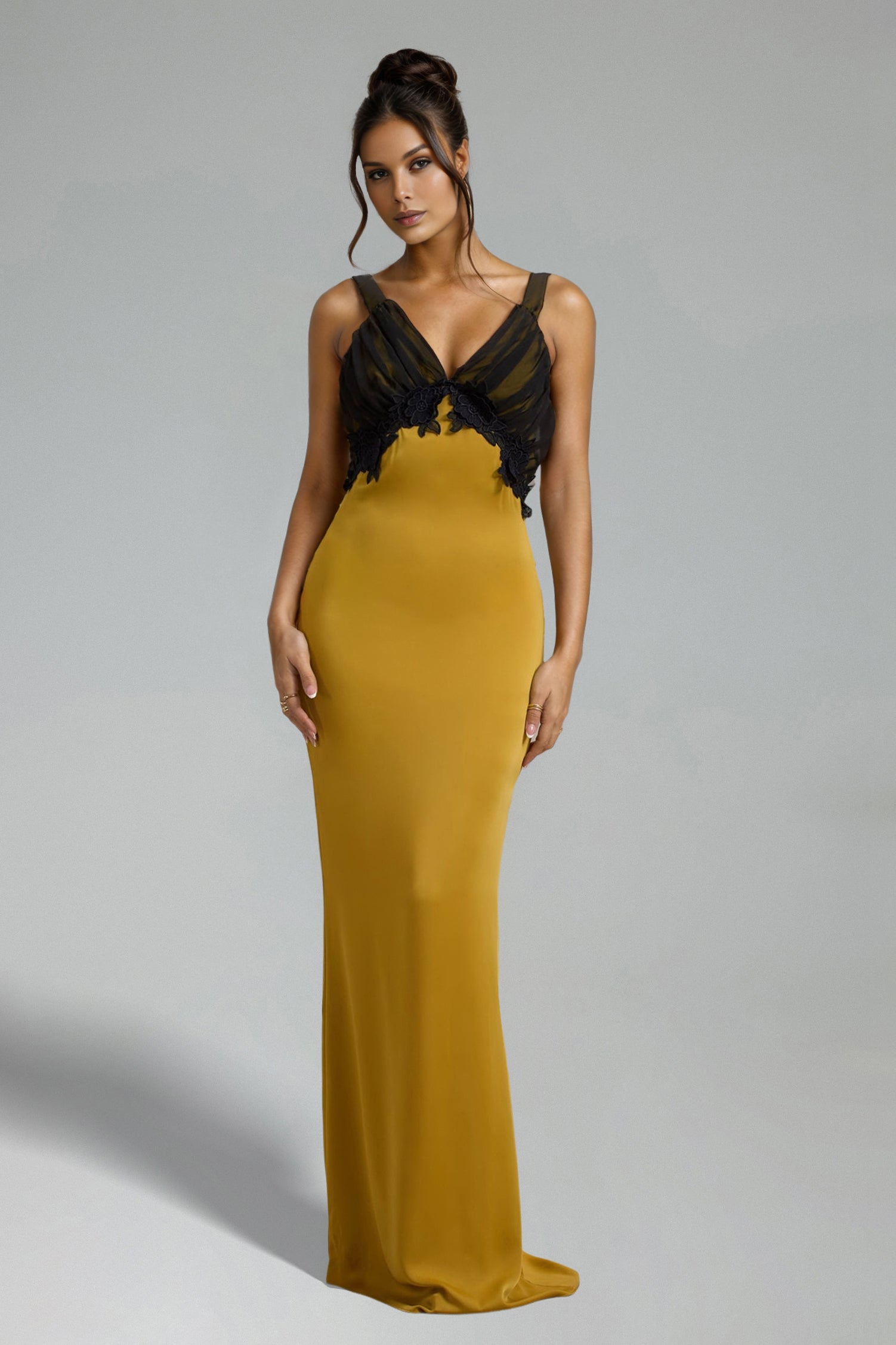 Niamh V-Neck Sleeveless Maxi Dress