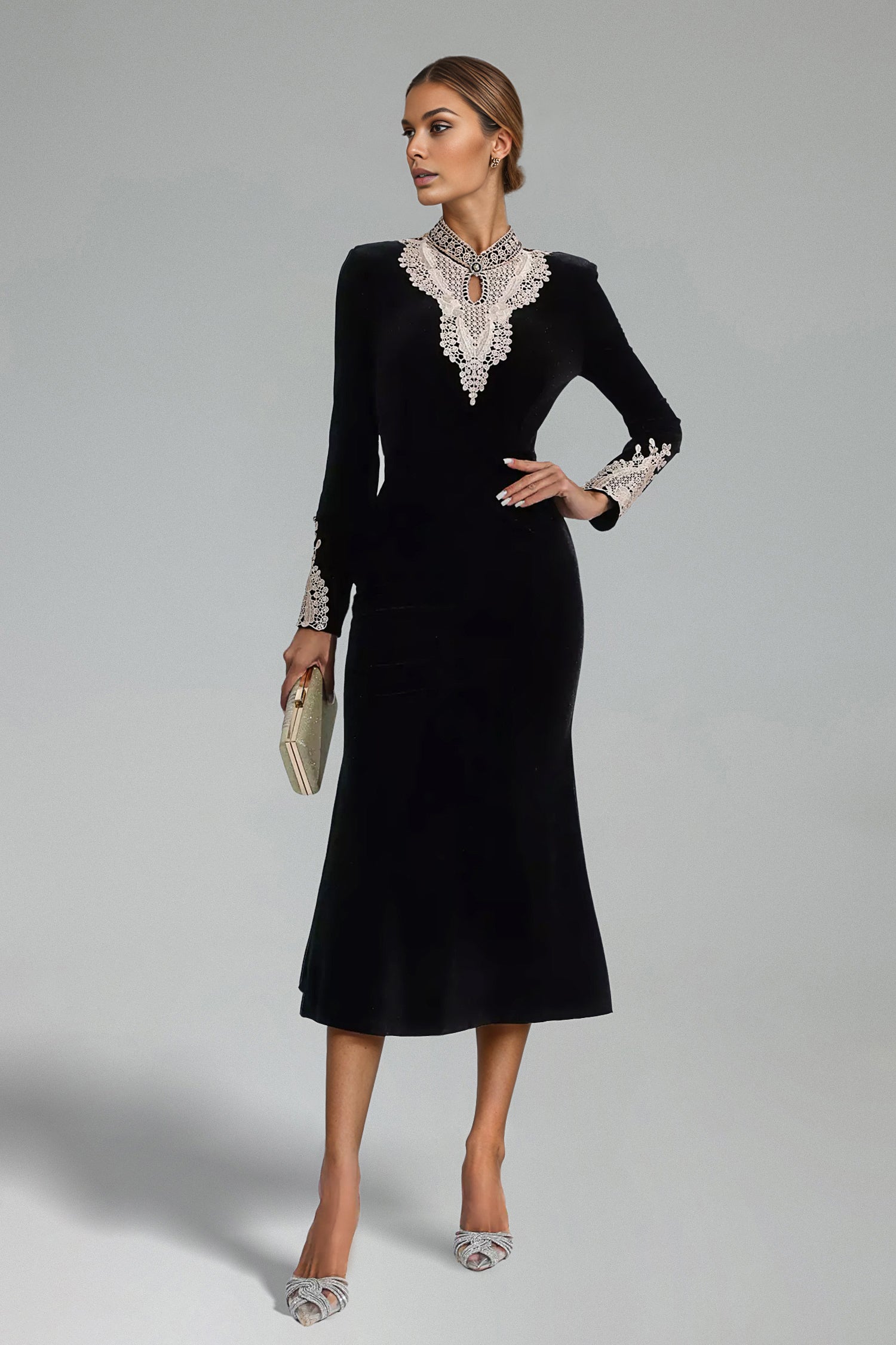 Fagaro Long Sleeves Lace Velvet Midi Dress