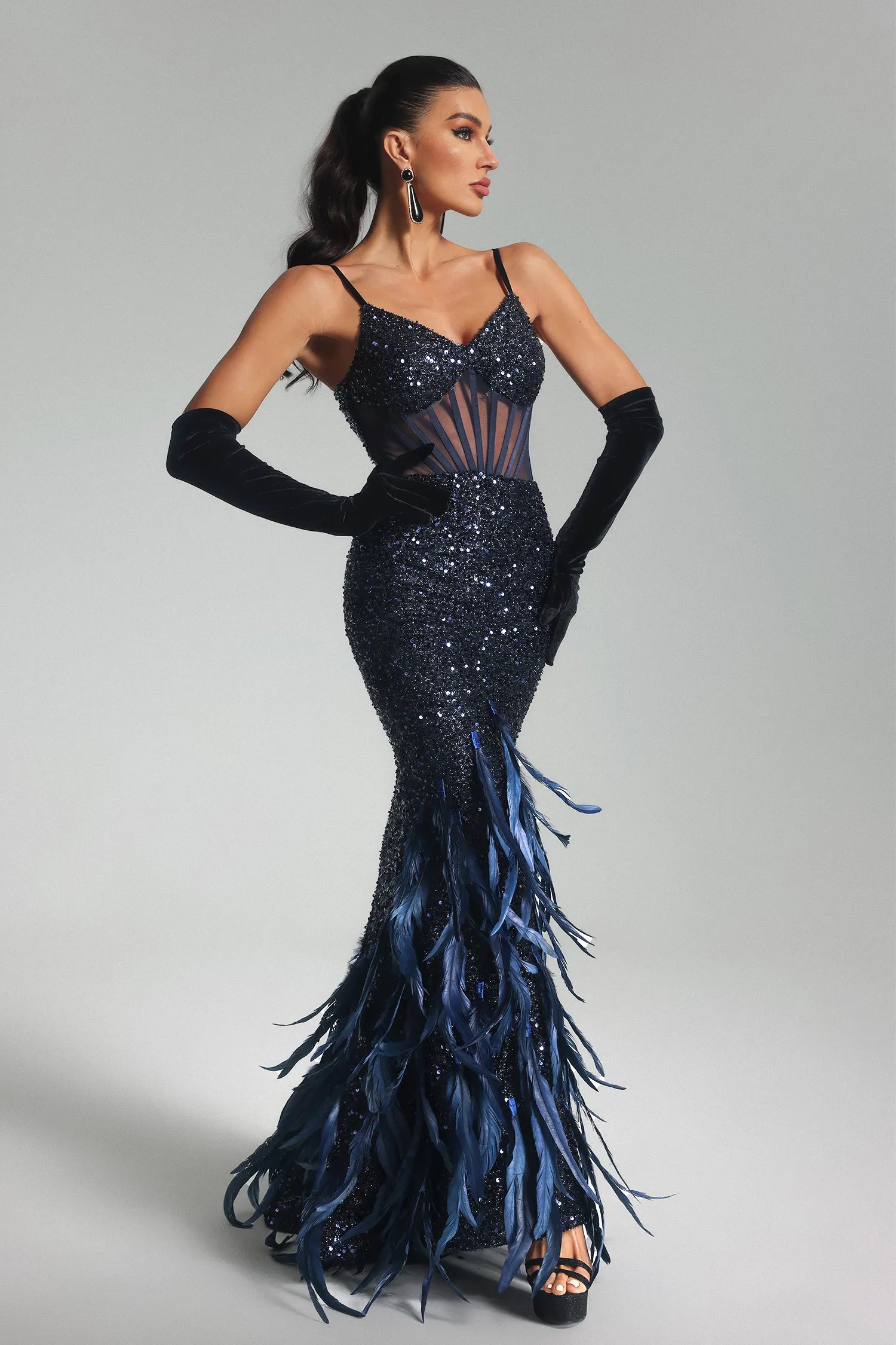 Robe longue à plumes et sequins Sarah