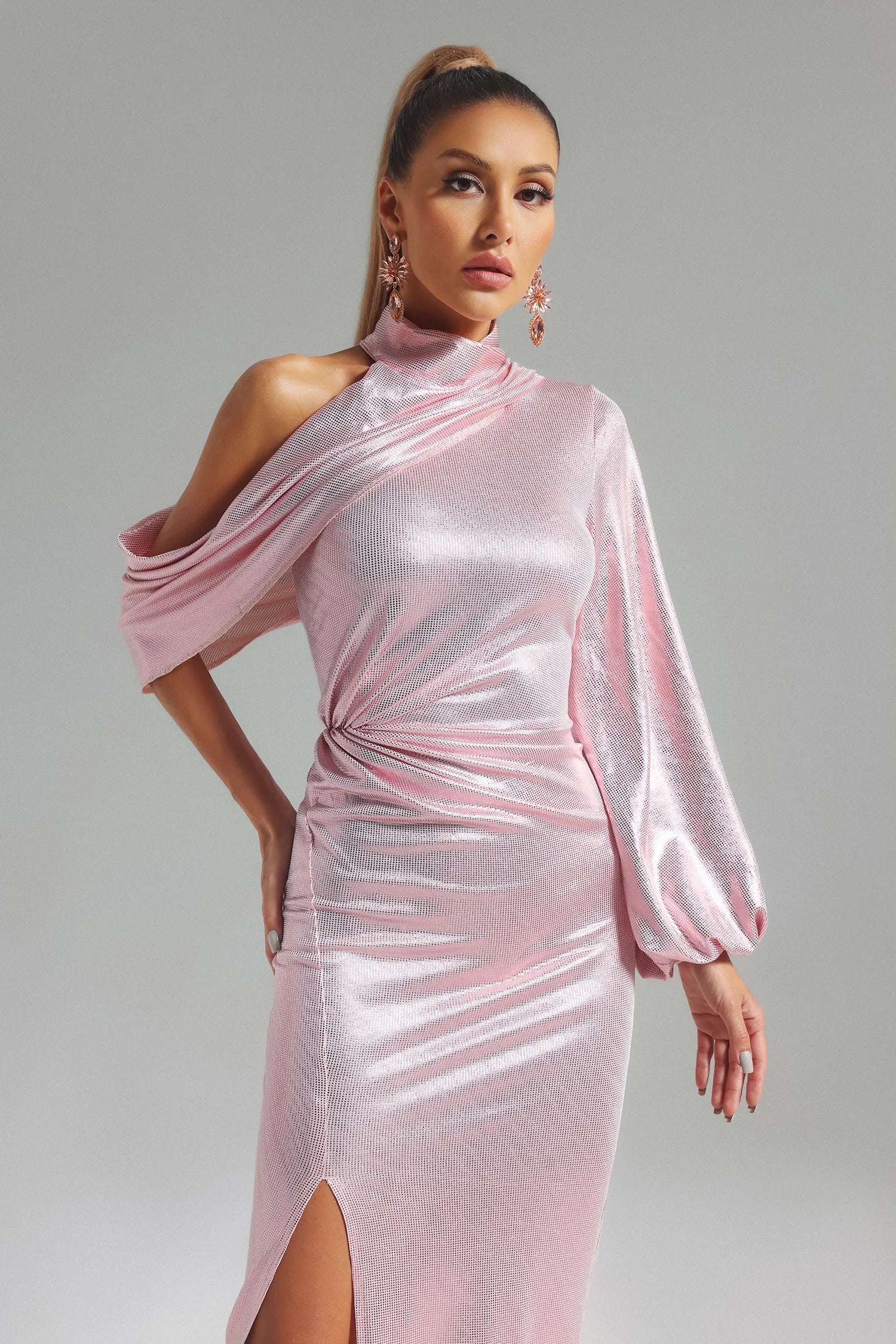 Evie Ein-Schulter-Maxikleid aus Mesh