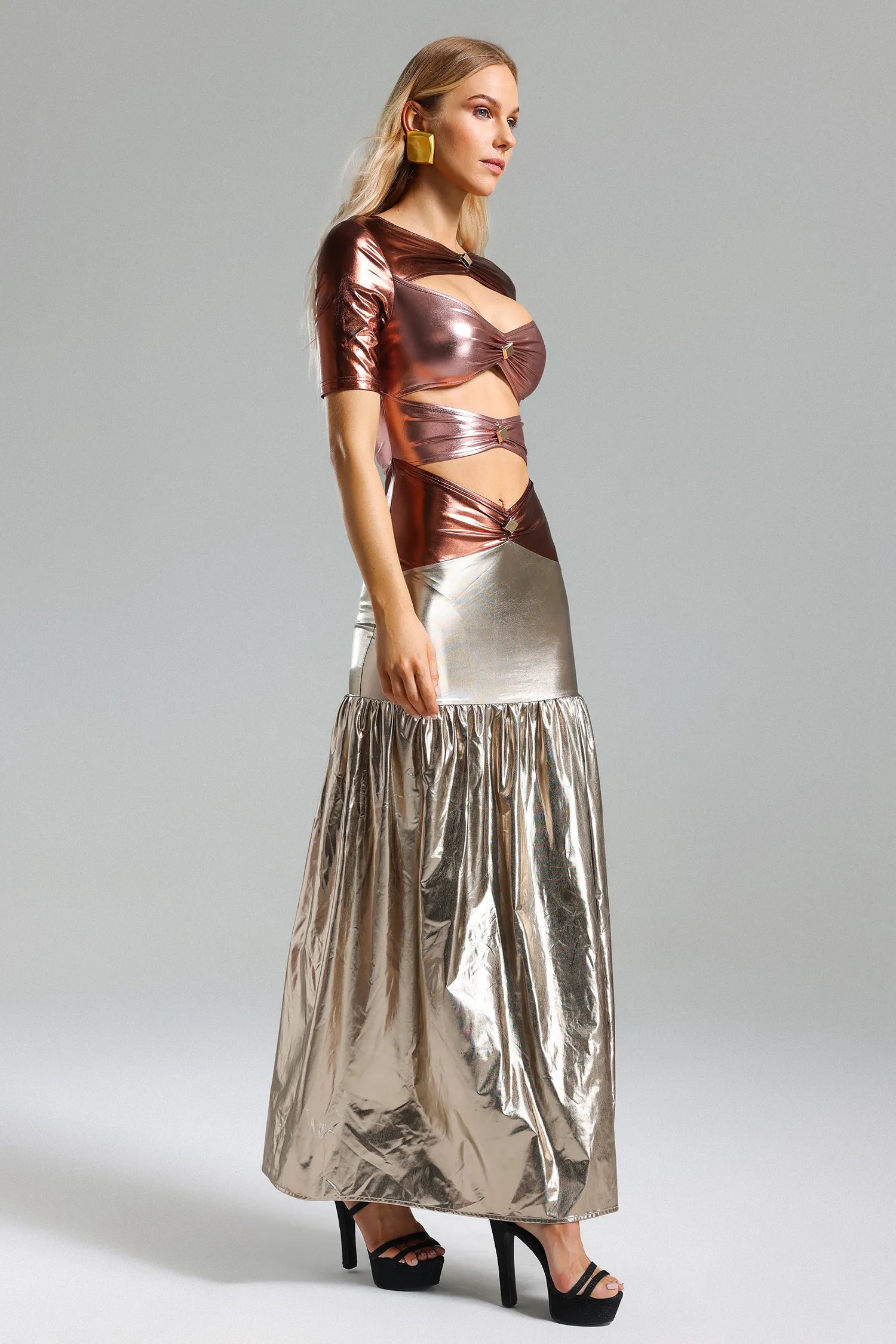 Kaci Maxikleid mit Metallic-Ausschnitt