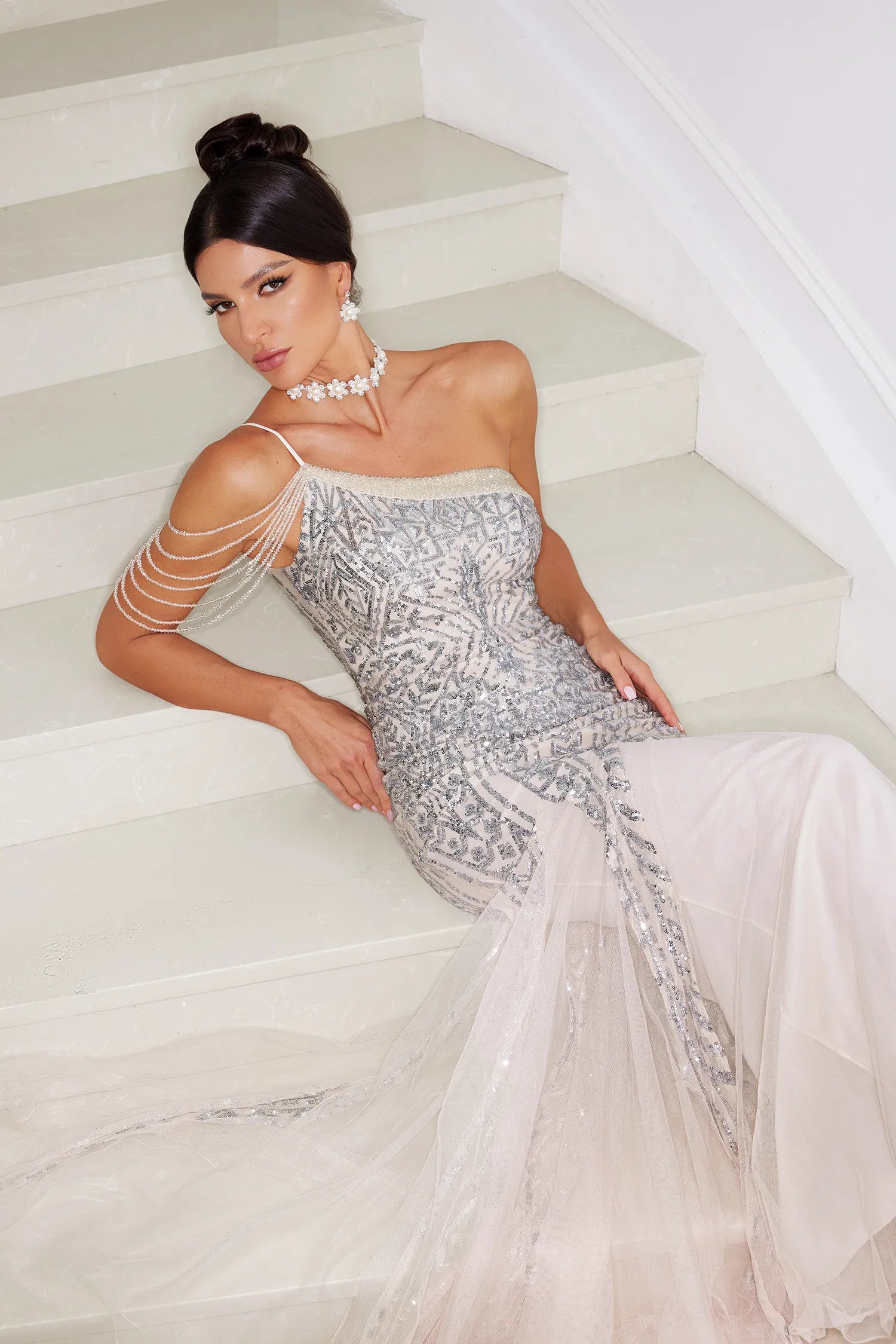 Elay Gold One-Shoulder-Fischschwanzkleid mit Pailletten