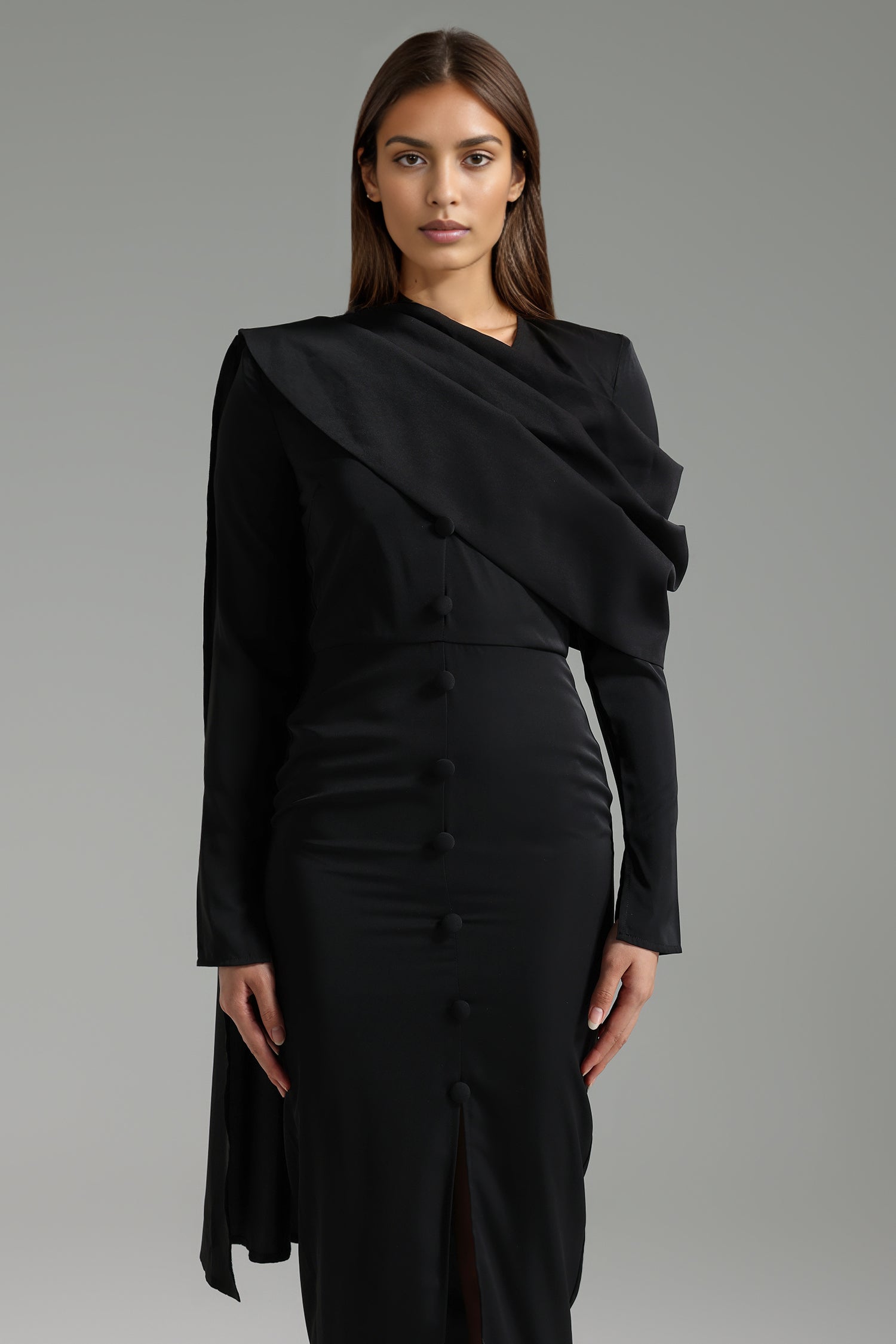 Giela Long Sleeves Slit Midi Dress