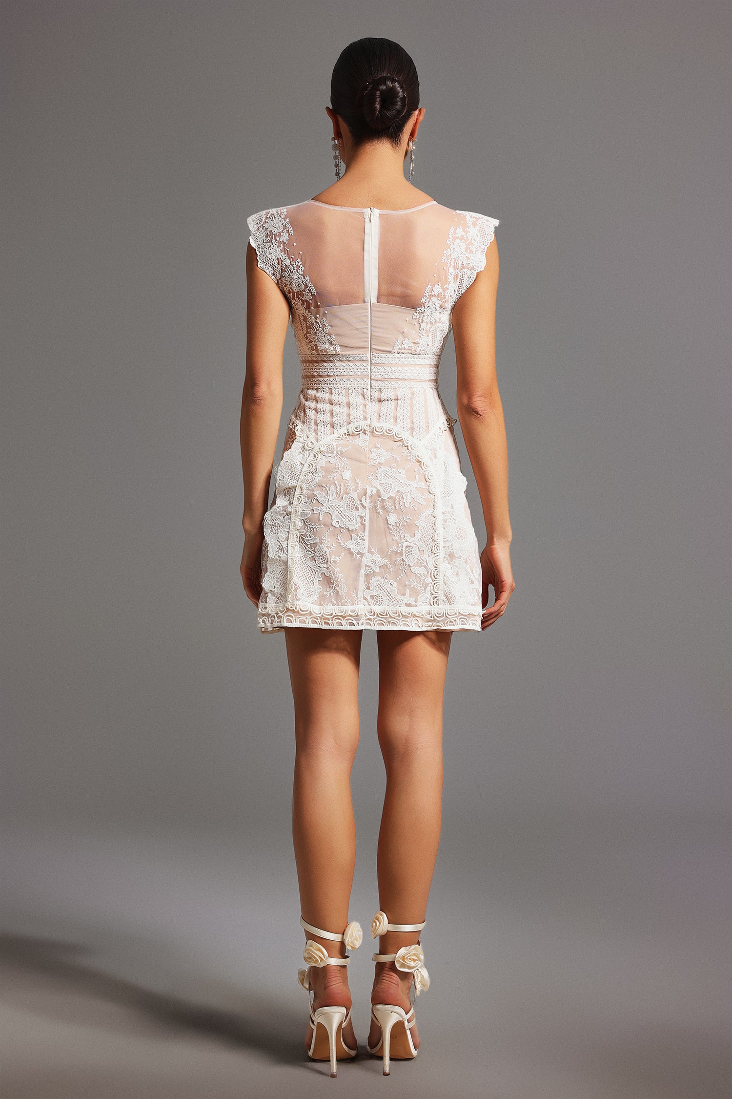 Kisa Sleeveless Lace Mini Dress