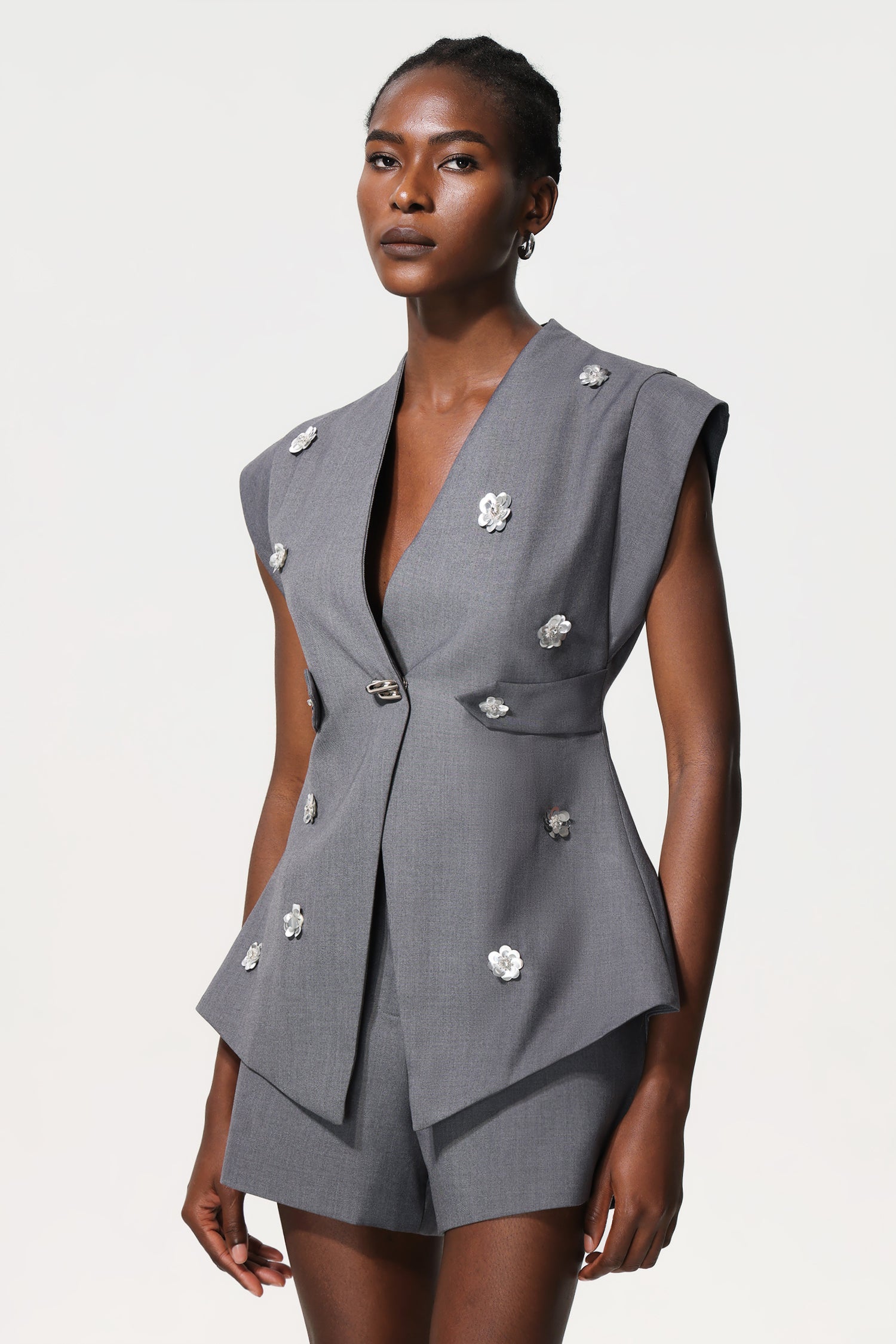 Payson Sleeveless Sequin Flowers Vest And Shorts Two-Piece Set