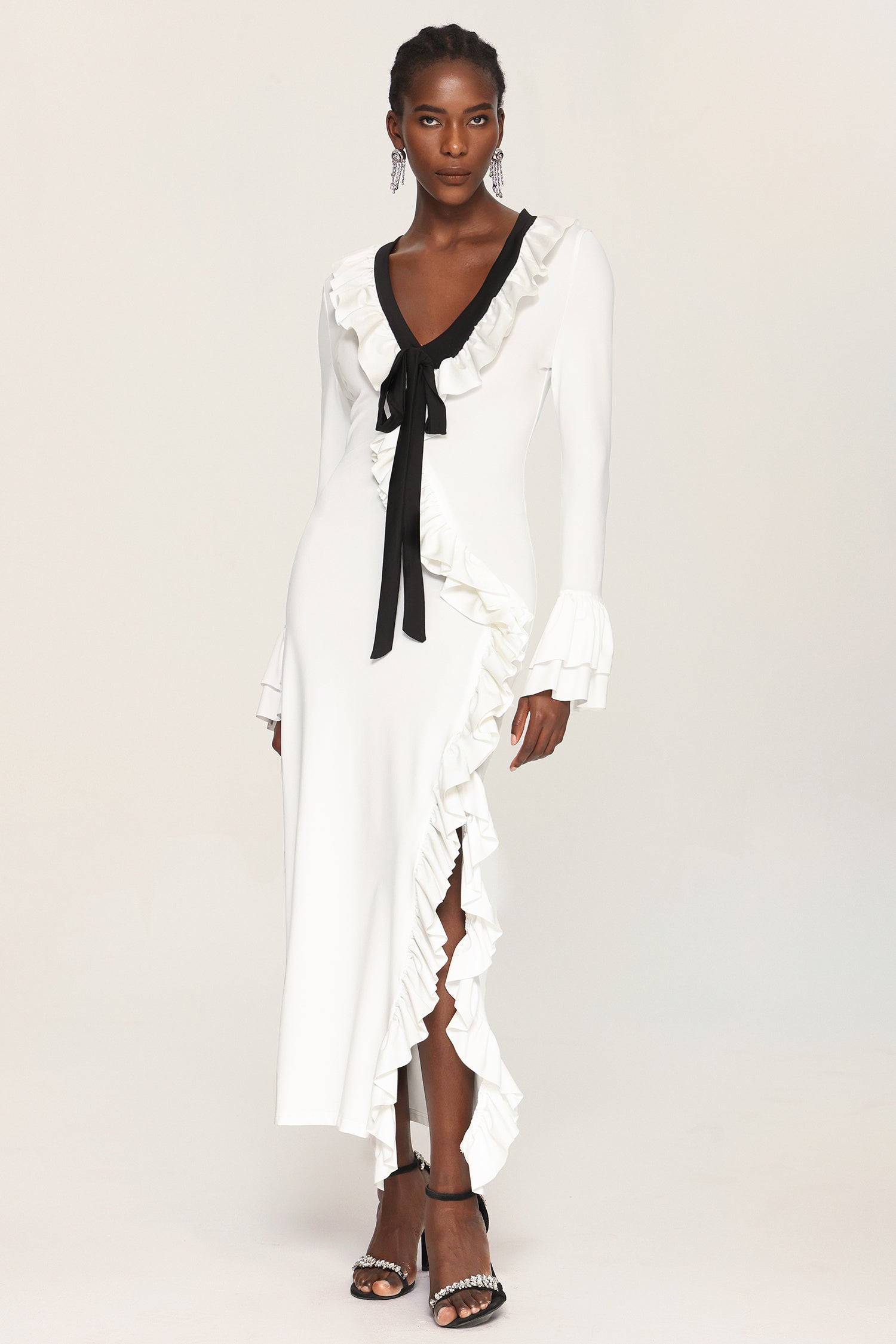 Yuhie V Neck Ruffle Long Sleeves Maxi Dress