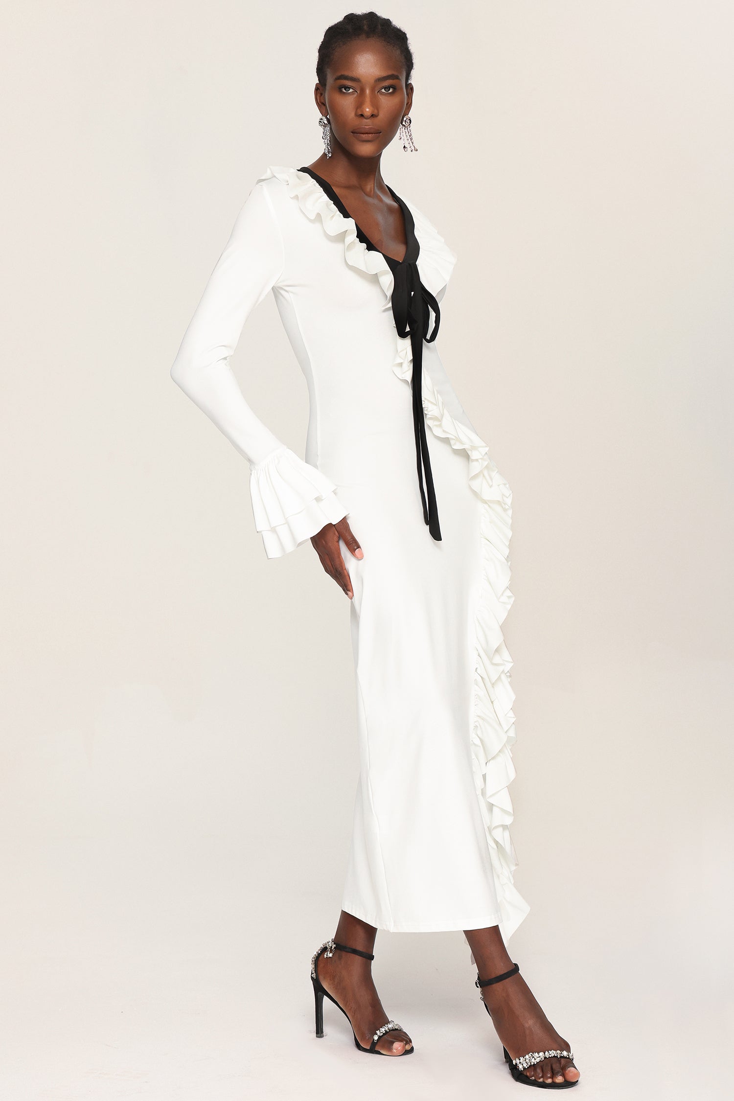Yuhie V Neck Ruffle Long Sleeves Maxi Dress