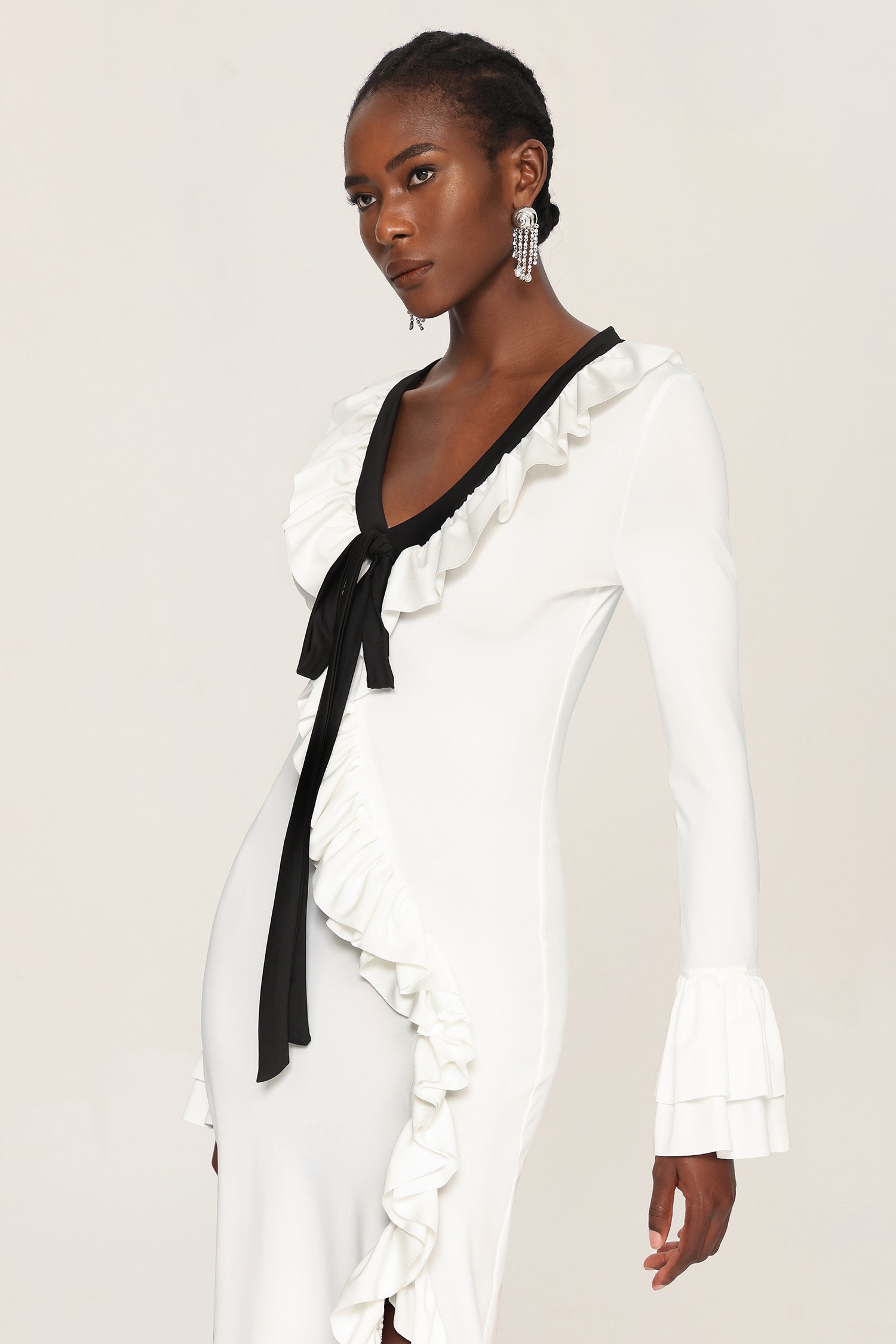 Yuhie V Neck Ruffle Long Sleeves Maxi Dress