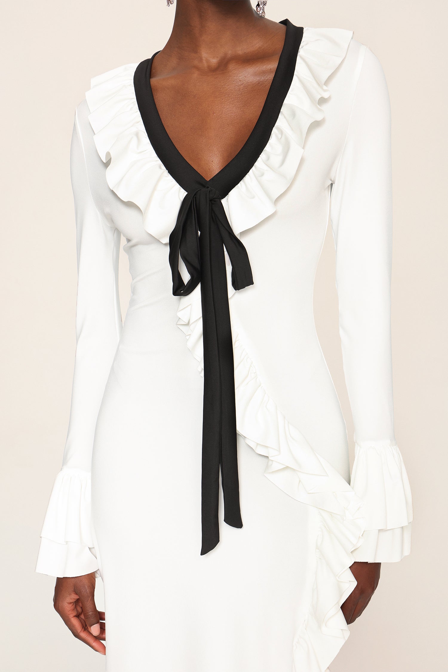 Yuhie V Neck Ruffle Long Sleeves Maxi Dress