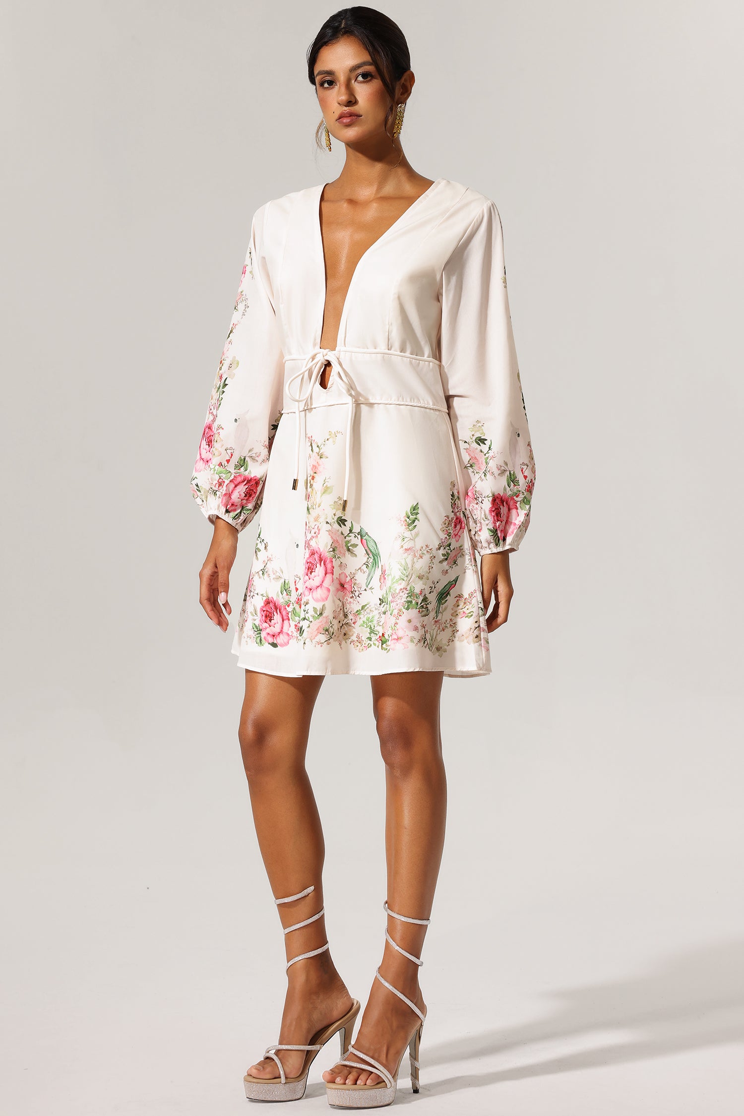 Mota V-Neck Floral Printed Mini Dress