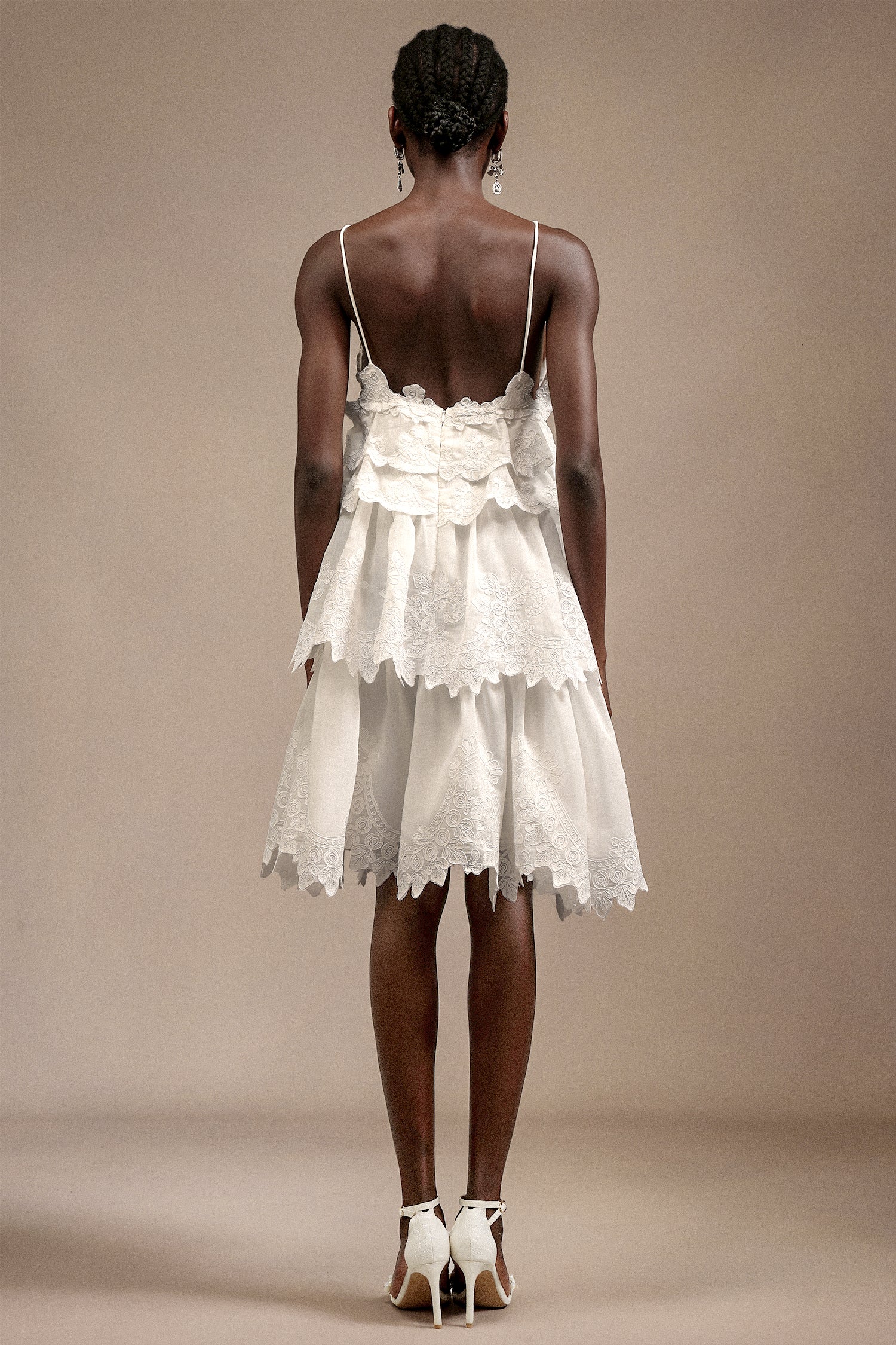 Juny V-Neck Halter Embroidery Lace Mini Dress