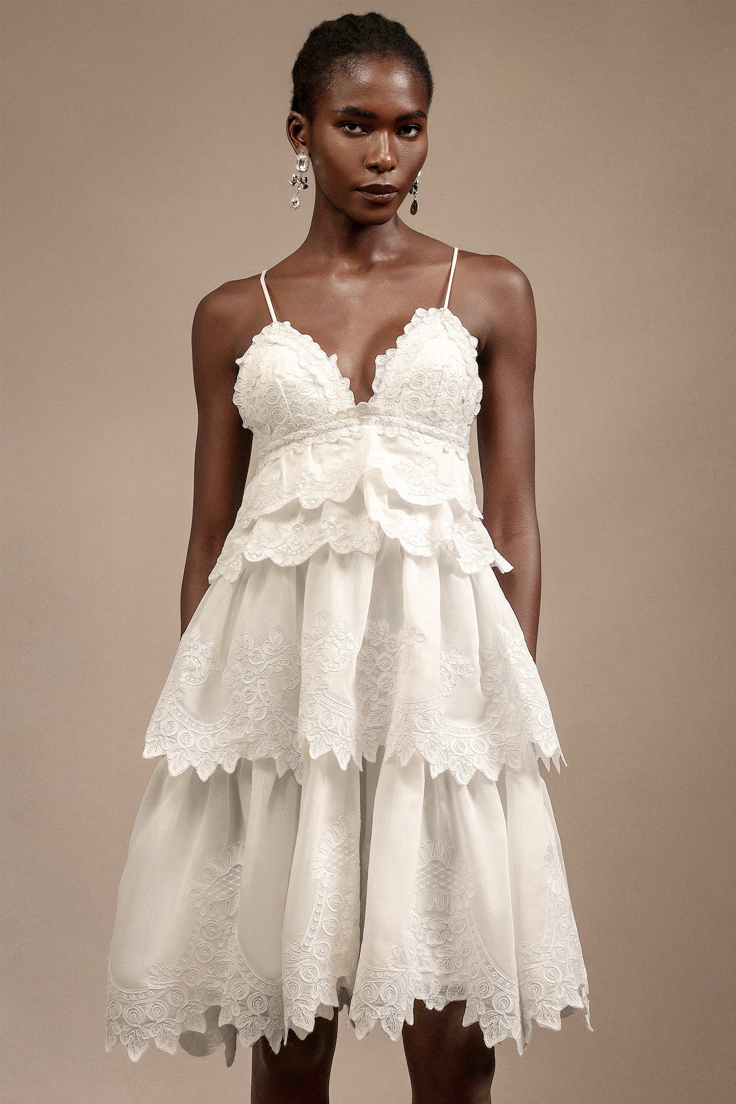 Juny V-Neck Halter Embroidery Lace Mini Dress