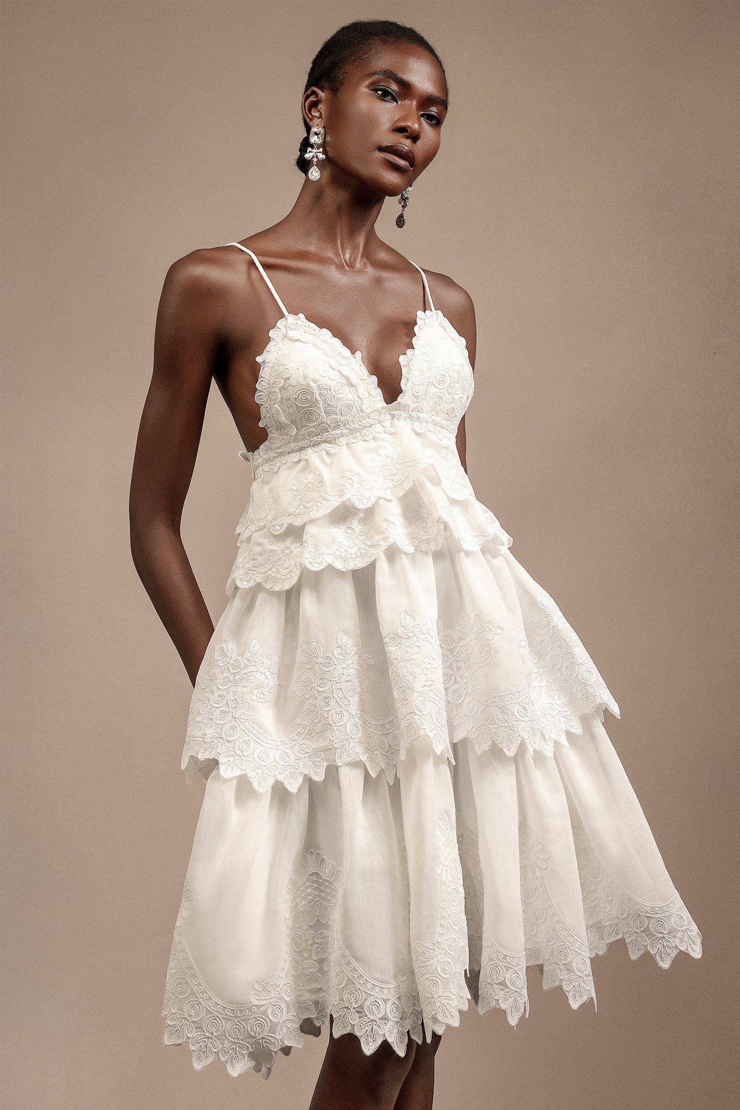 Juny V-Neck Halter Embroidery Lace Mini Dress