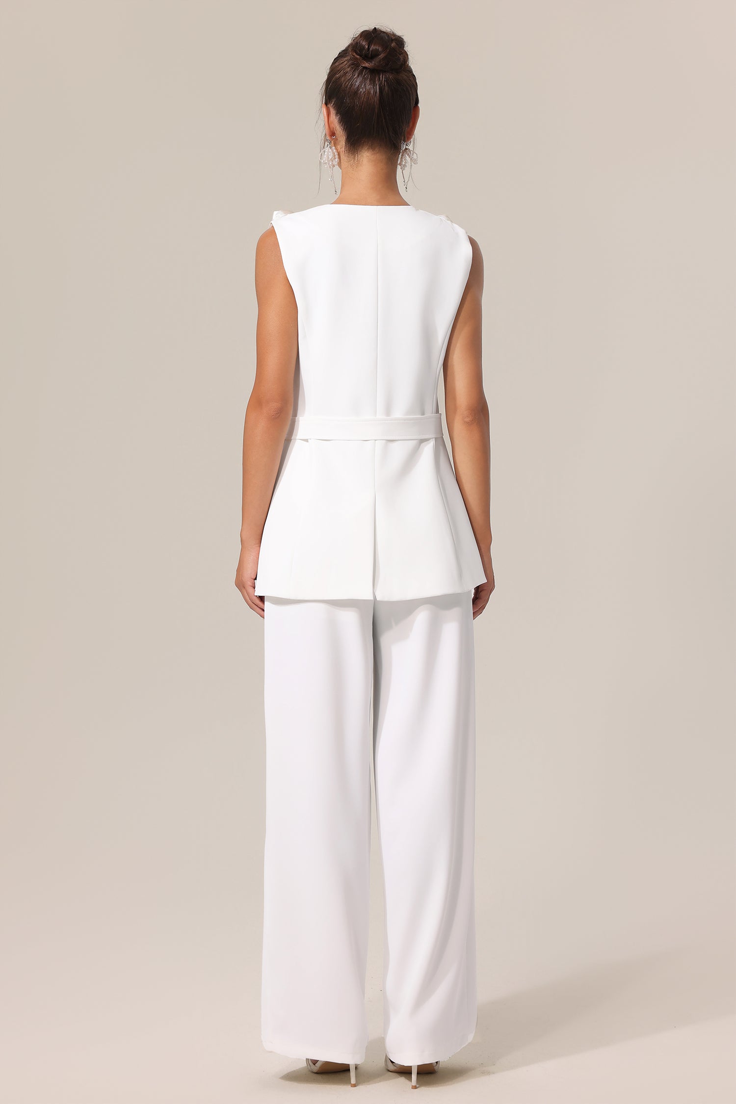 Delisy V-Neck Sleeveless Flowers Top And Shorts Two-Piece Set