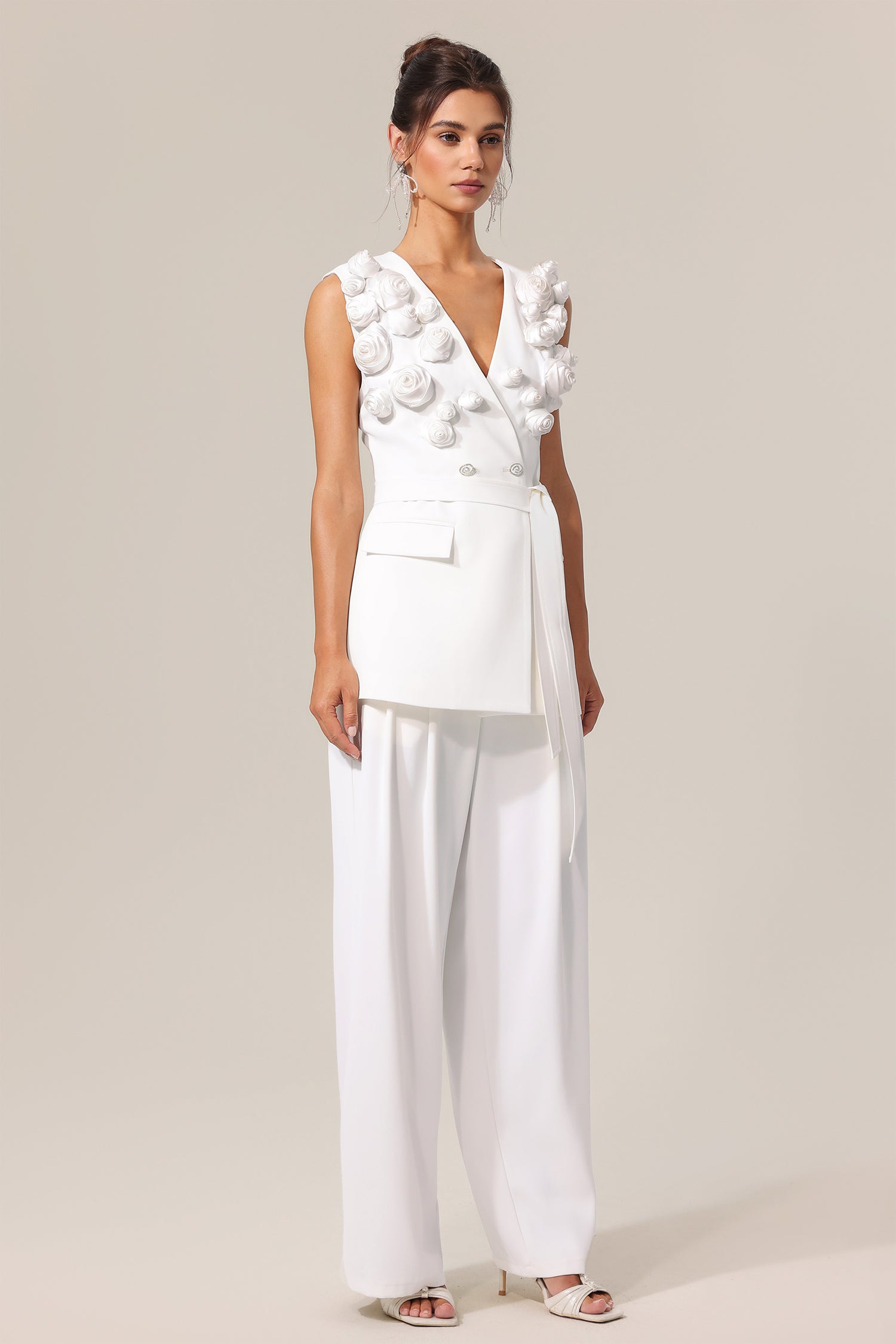 Delisy V-Neck Sleeveless Flowers Top And Shorts Two-Piece Set