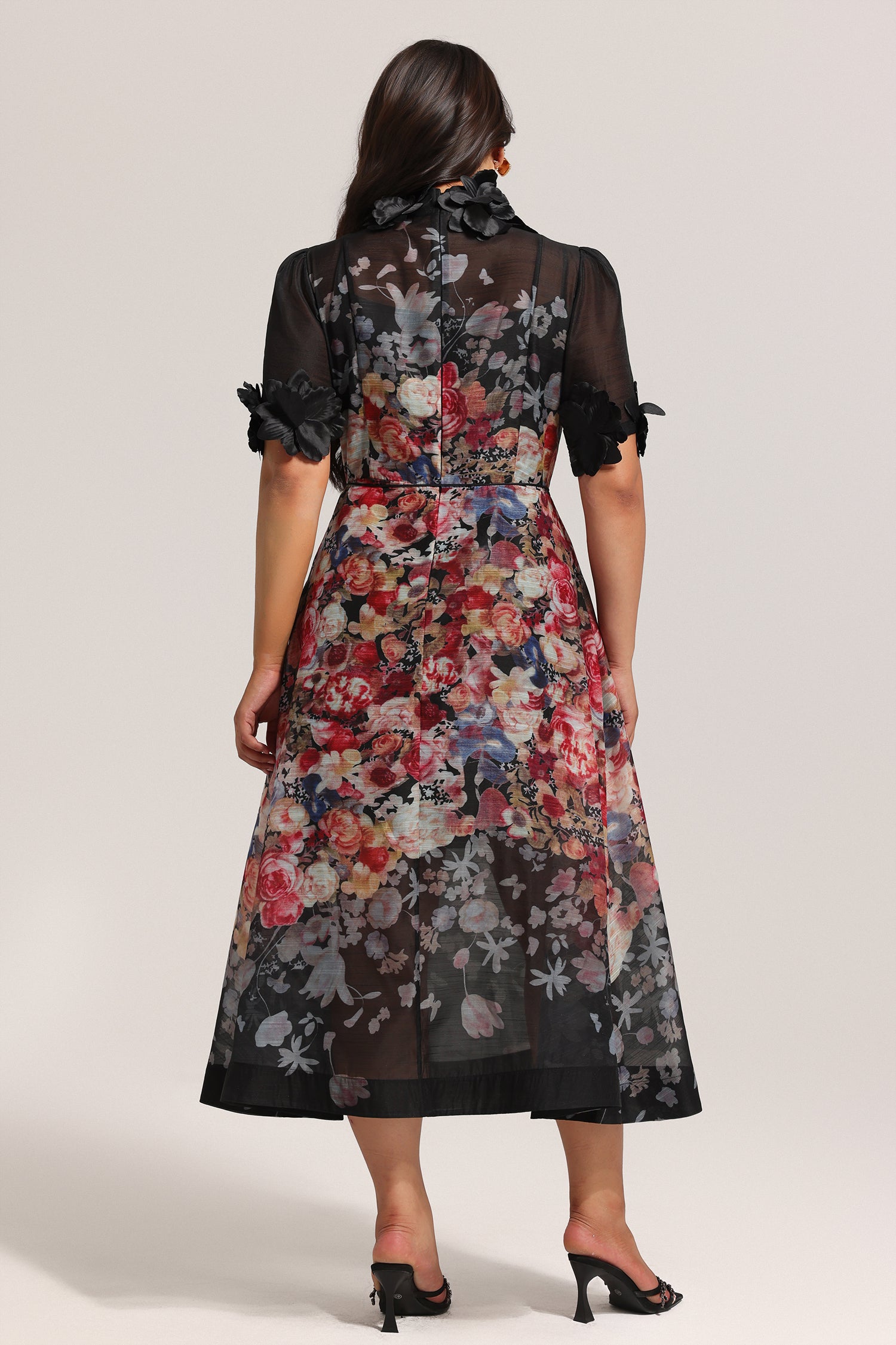 Haliya Short Sleeves Flowers Printed Midi Dress