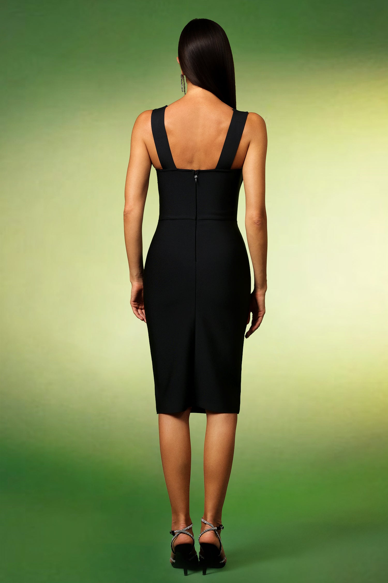 Loka Sleeveless V-Neck Bandage Midi Dress