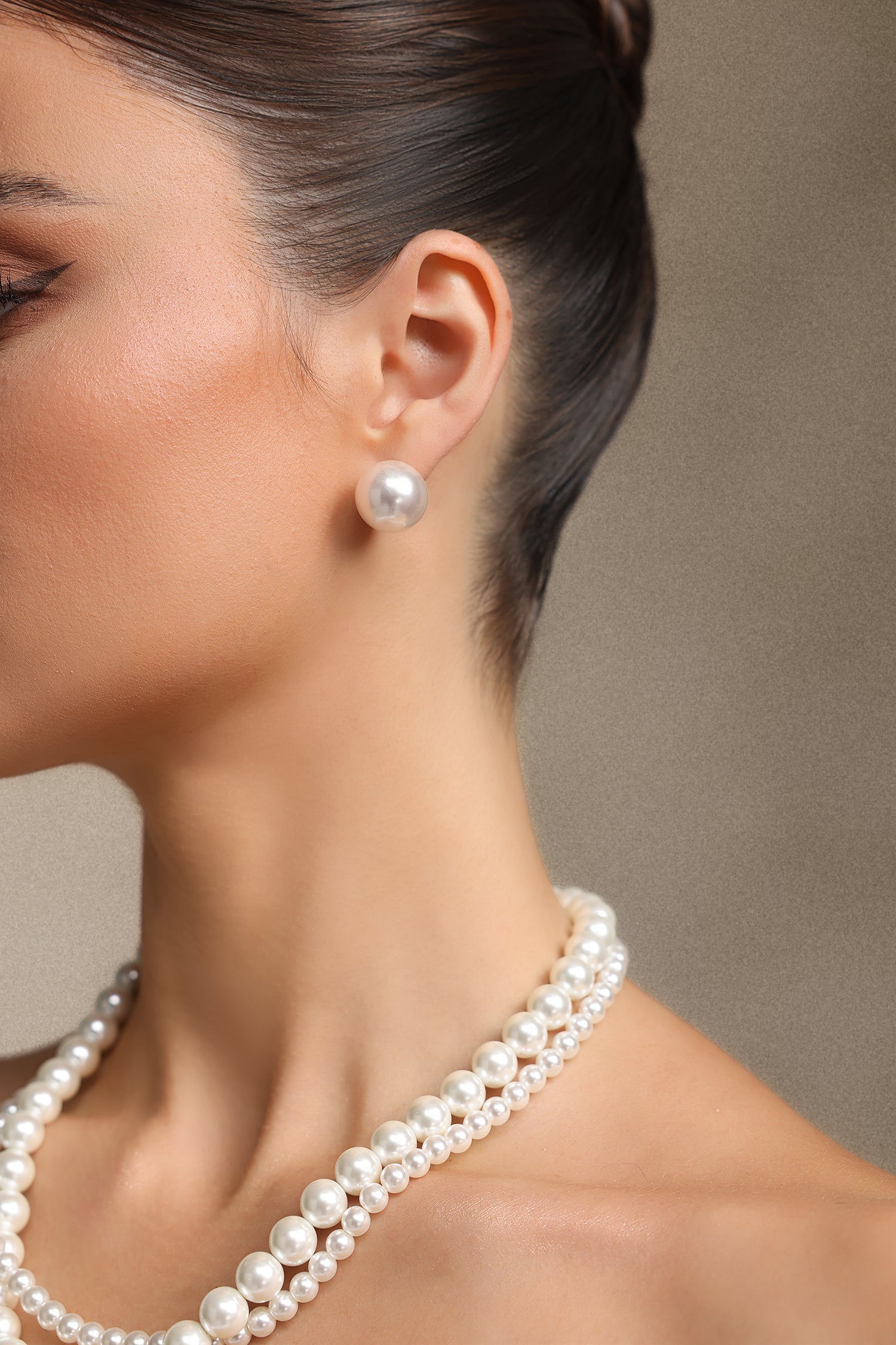 Delisy Pearl Double Layer Necklace