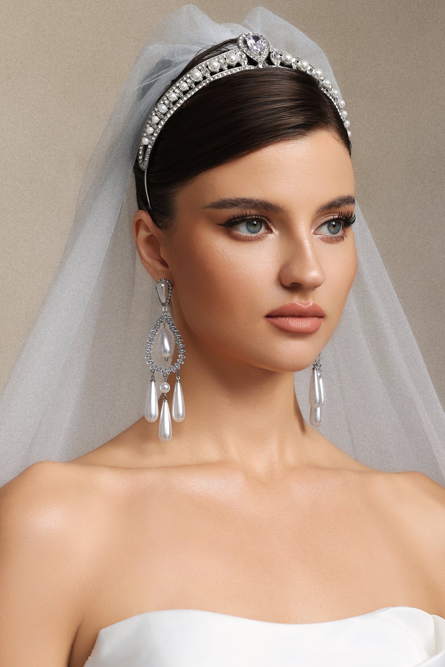 Oval Diamond Pearl  Tassels Earrings