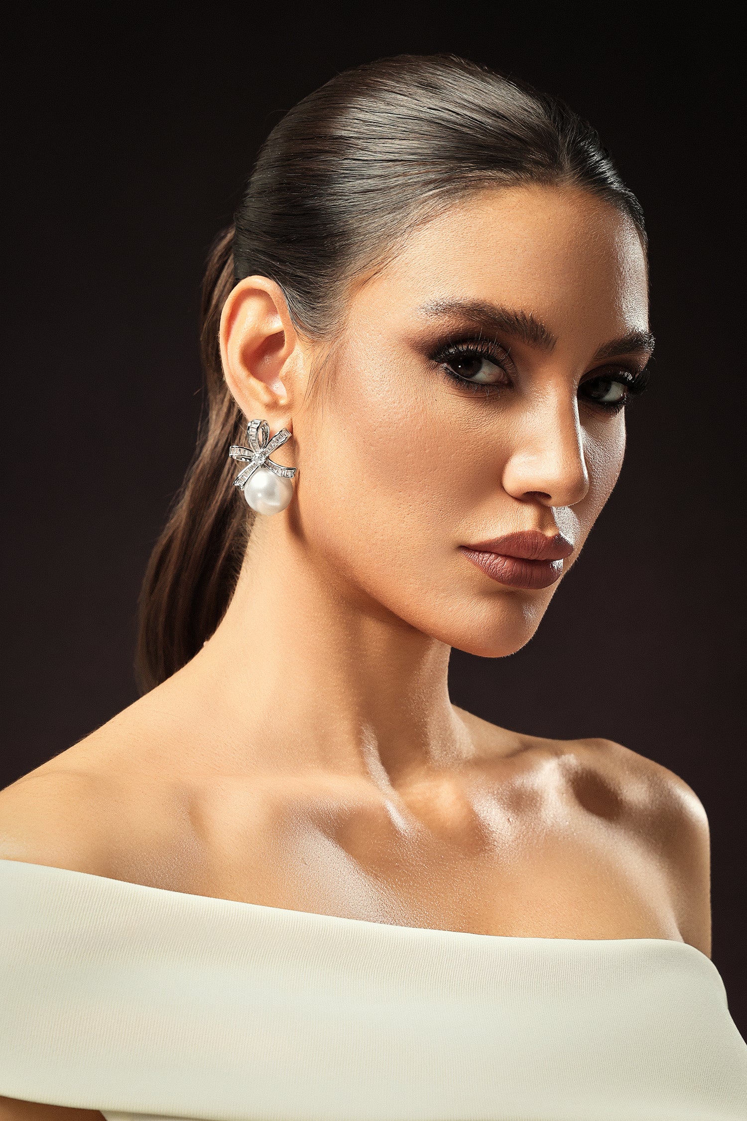 Zalea Pearl Diamond Ribbon Earrings