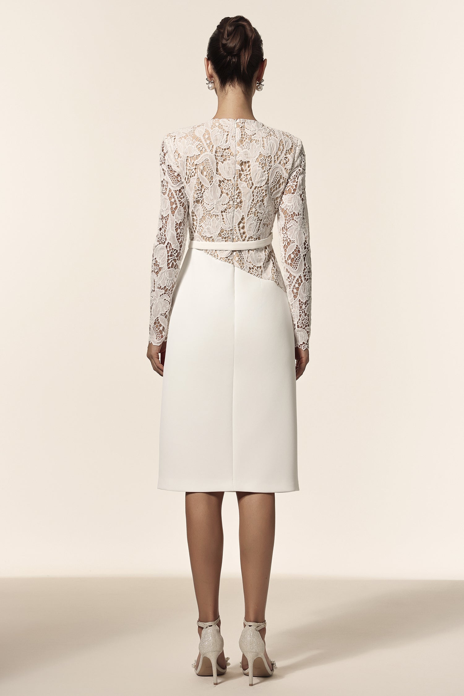 Kerin Round Neck Long Sleeves Lace Midi Dress