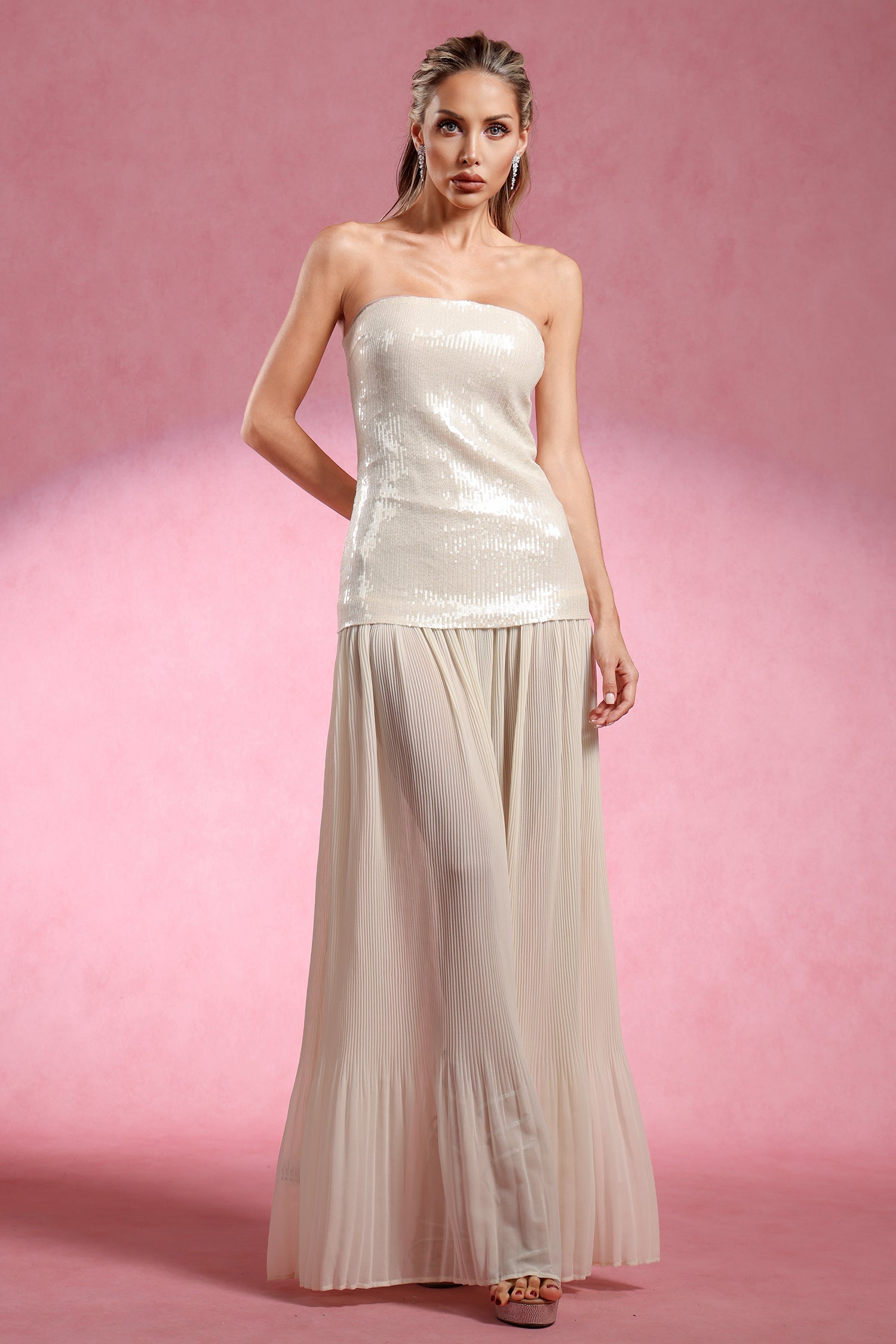 Riala Sleeveless Sequin Maxi Dress