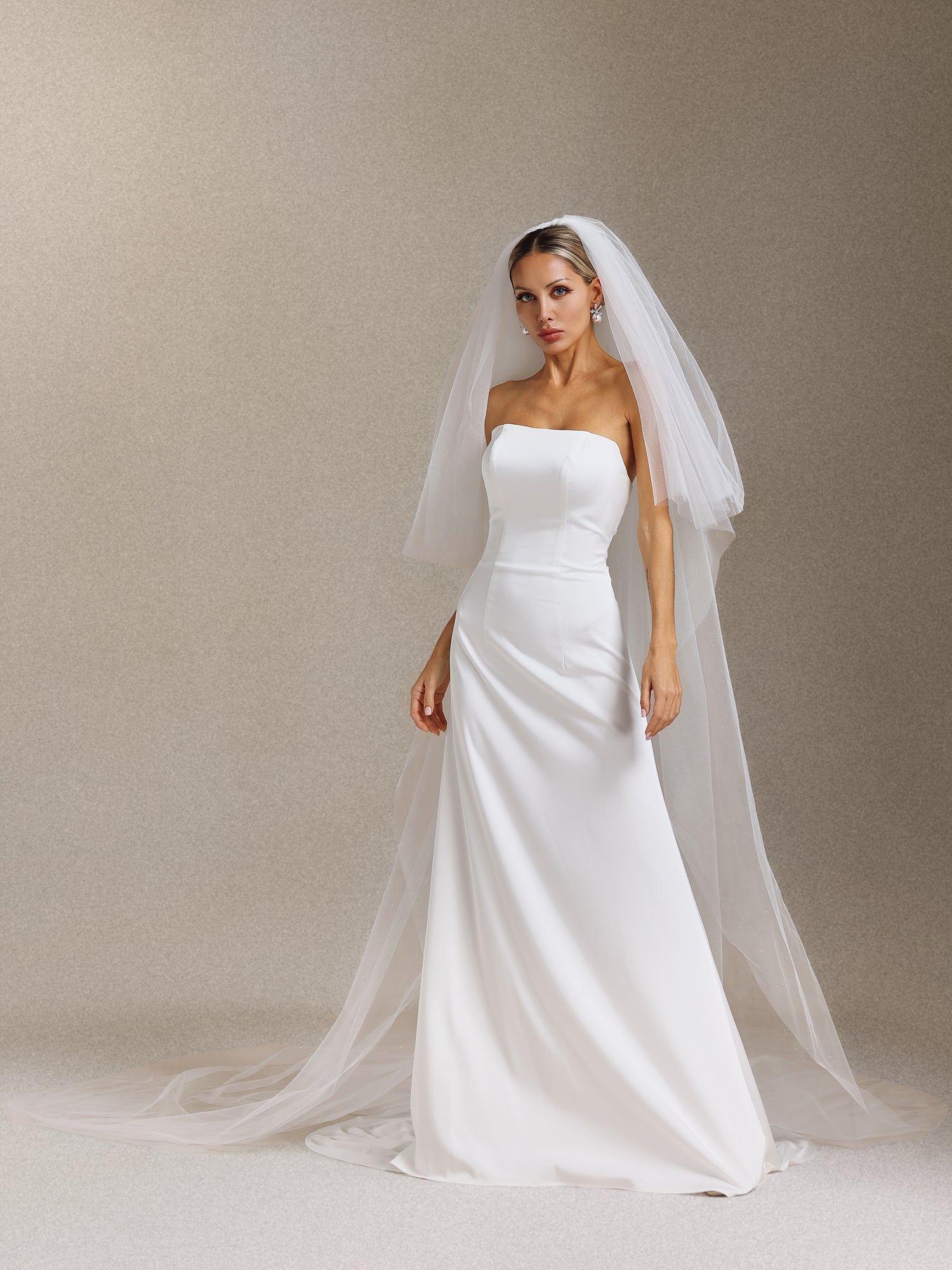 Vercia Glitter Trailing Maxi Veil
