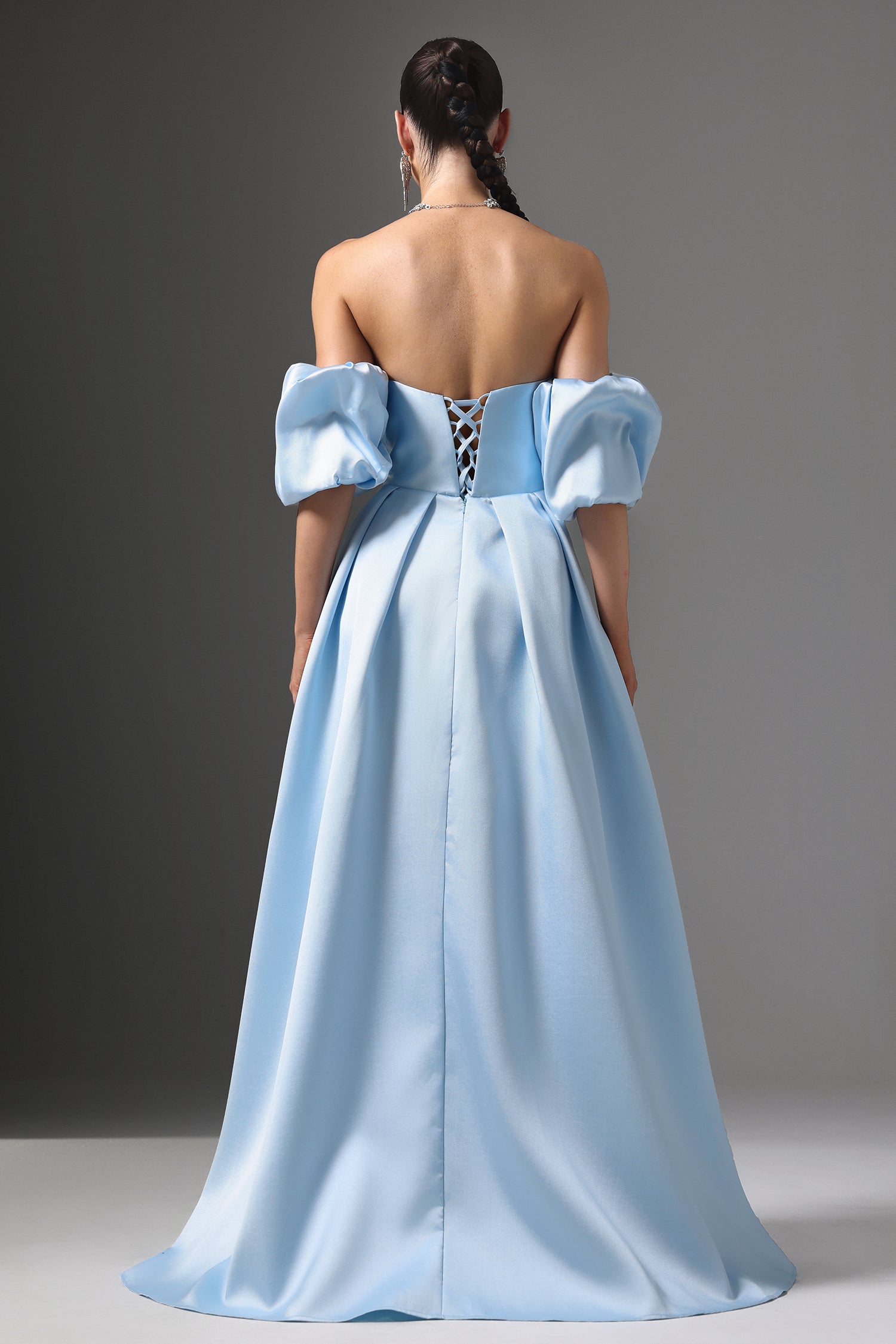 Winni Off-Shoulder Floral Embroidered High Slit Maxi Dress