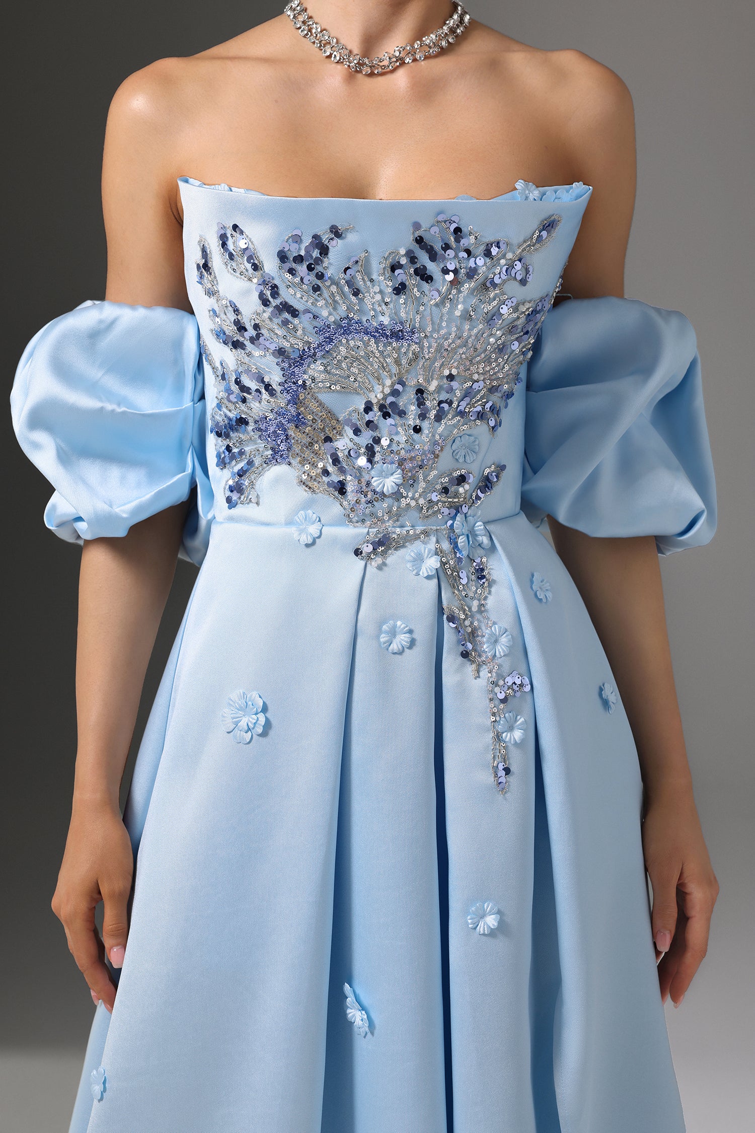 Winni Off-Shoulder Floral Embroidered High Slit Maxi Dress