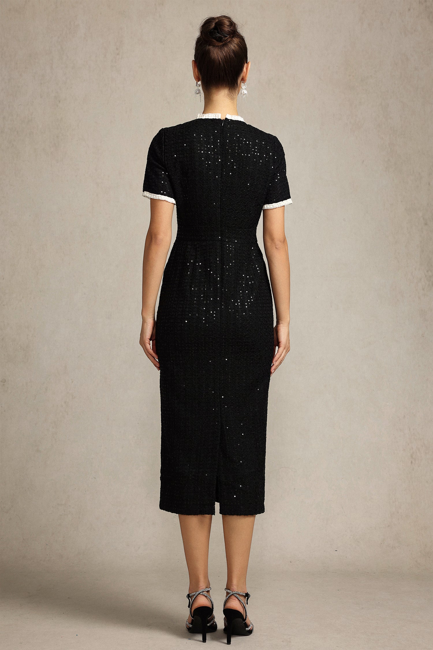 Haka Round Neck Short Sleeves Maxi Dress