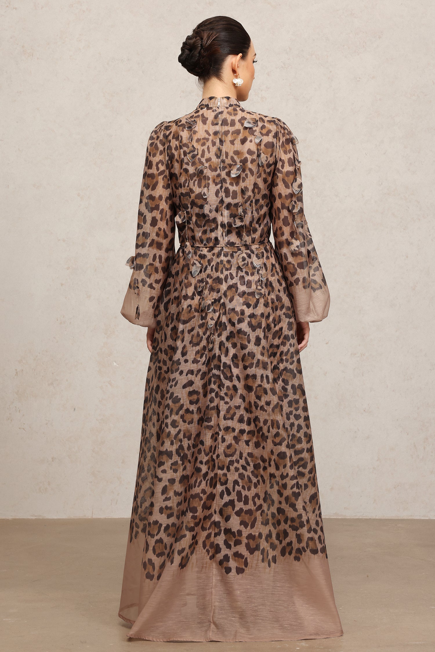 Myra Round Neck Long Sleeves Leopard Print Maxi Dress