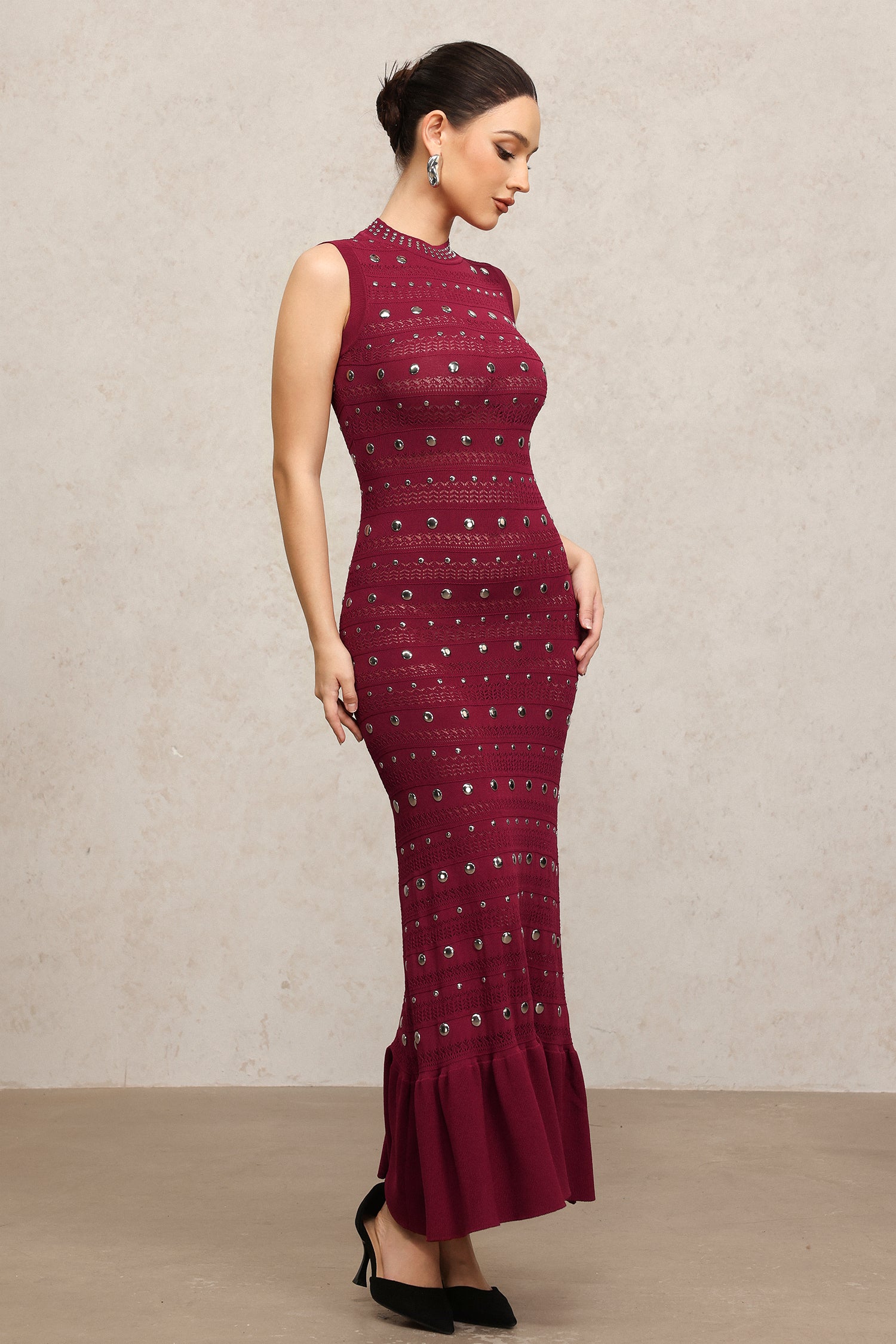 Verga Sleeveless Round Neck Rivet Folds Red Maxi Dress