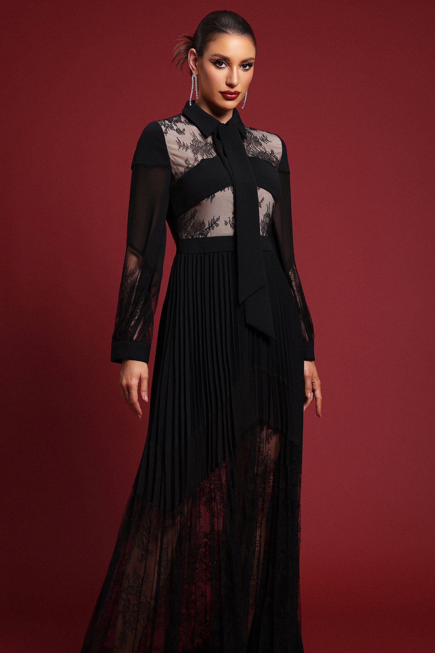 Ellyson Romantic Flowy Long Sleeve Cut out Lace Maxi Dress