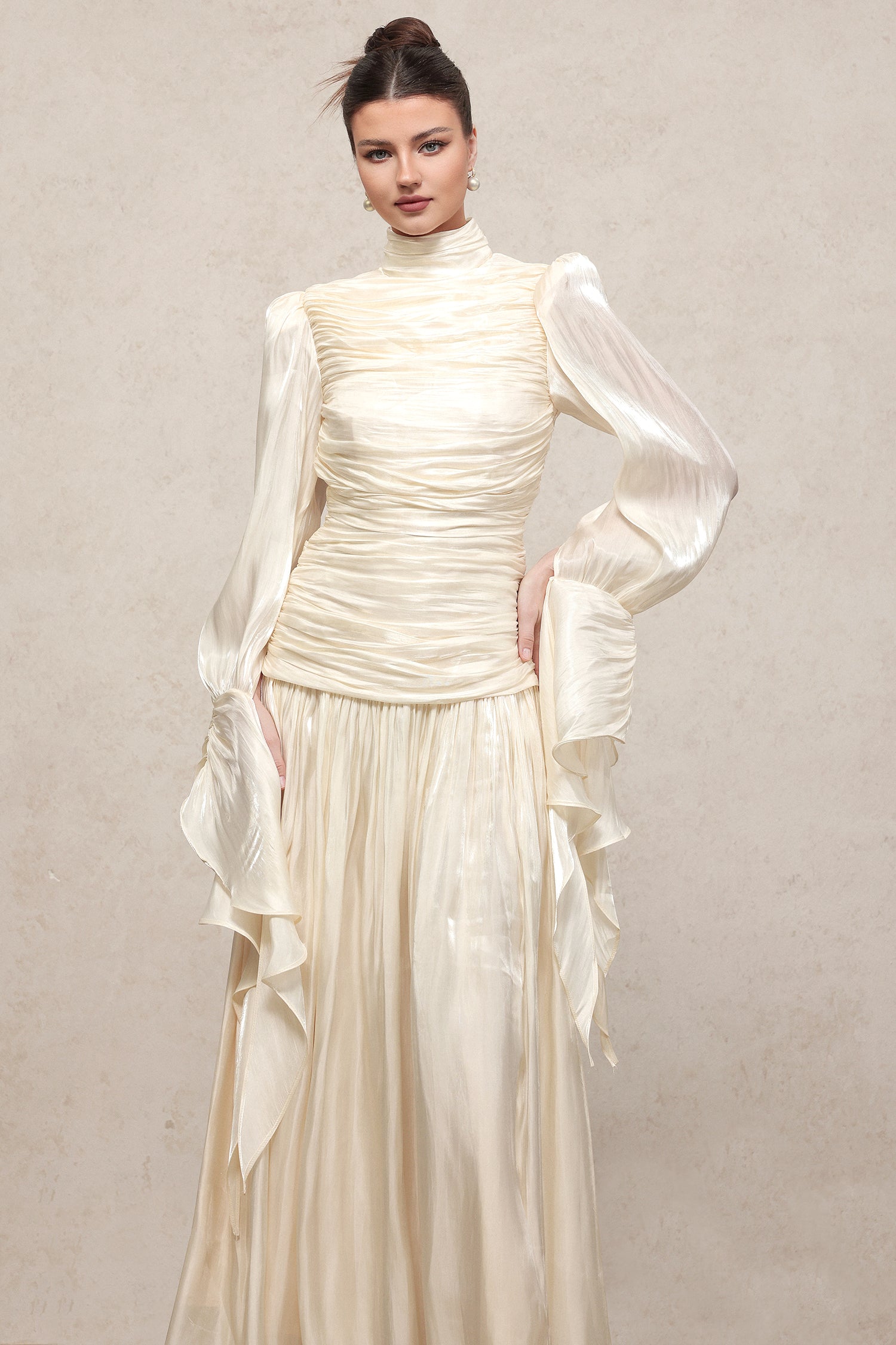 Viky Resort Waist-Defining Long Sleeve Ruched Woven Maxi Dress