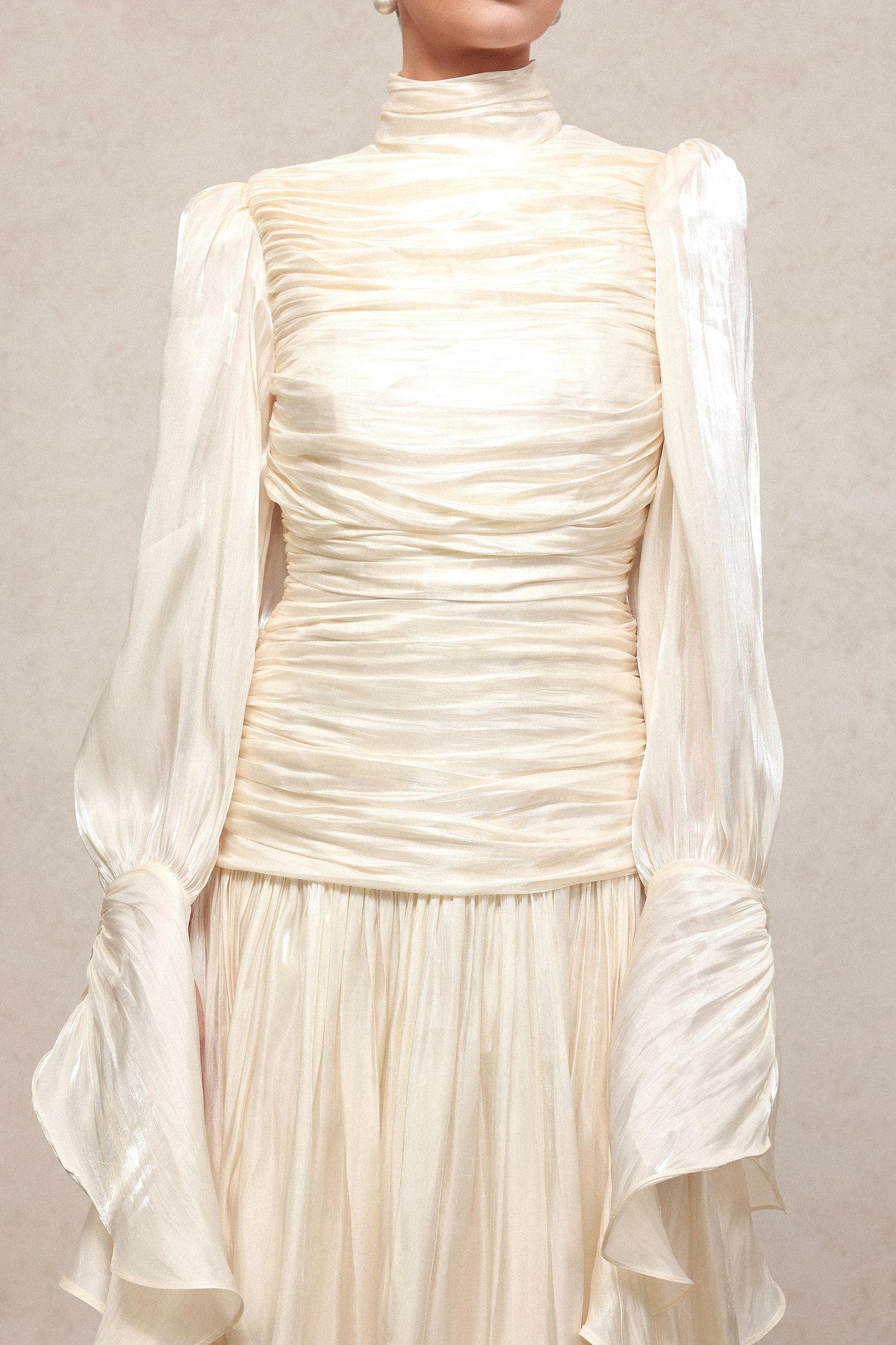 Viky Resort Waist-Defining Long Sleeve Ruched Woven Maxi Dress