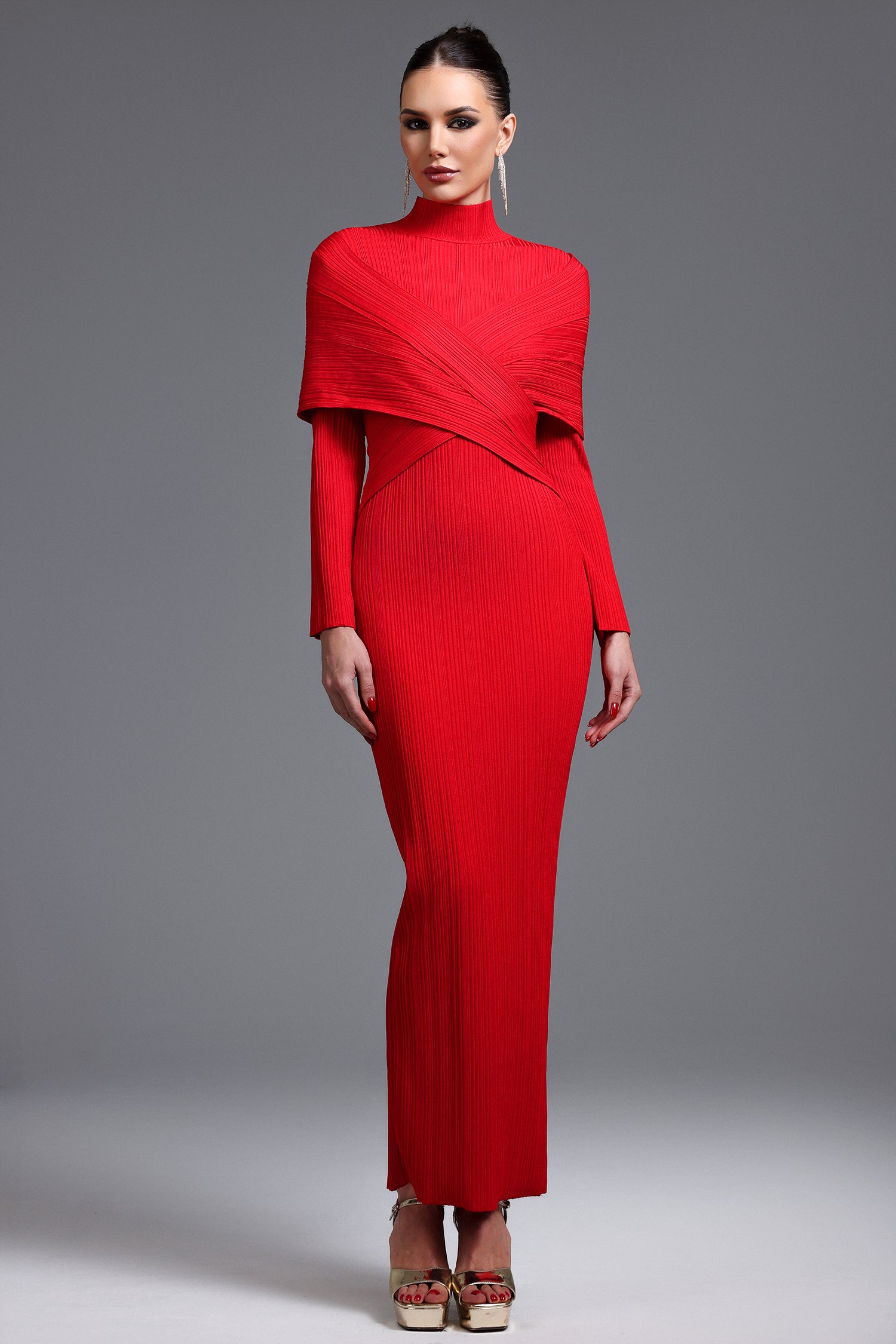 Halee Chic Contour Long Sleeve Pleated Maxi Dress