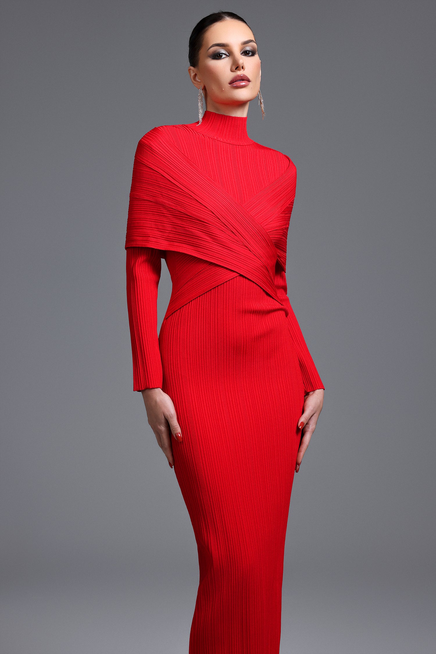 Halee Chic Contour Long Sleeve Pleated Maxi Dress