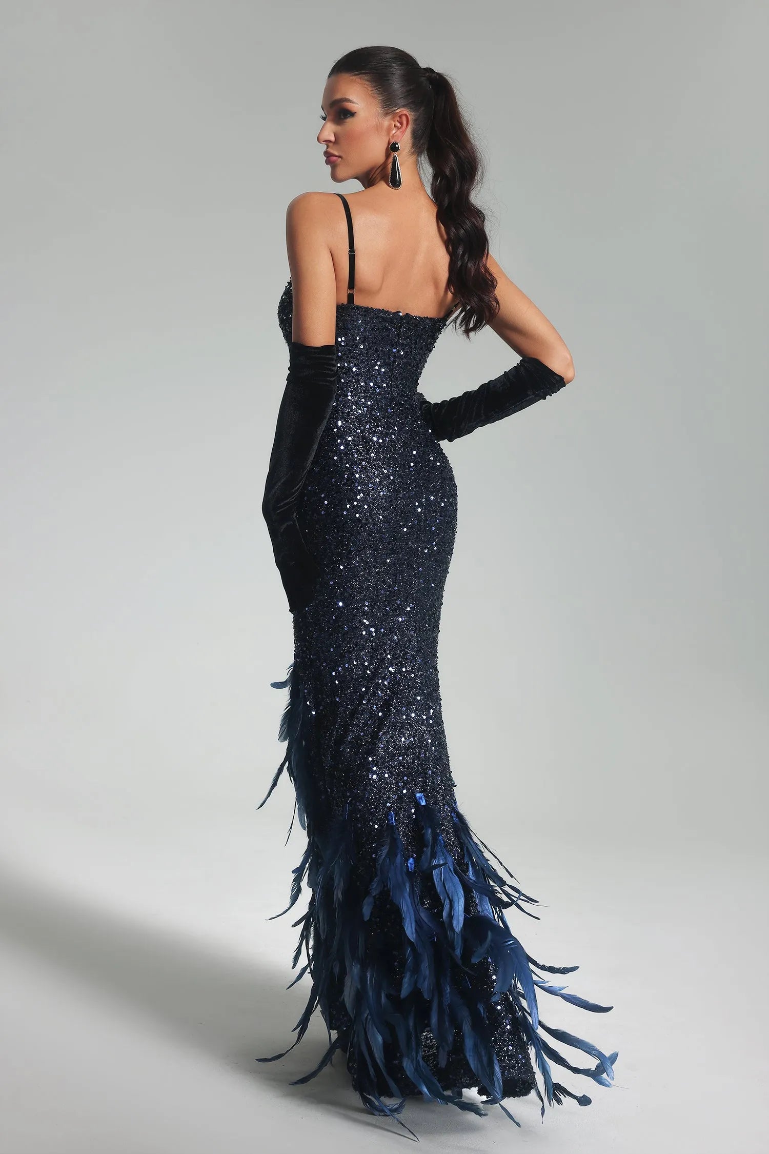 Robe longue à plumes et sequins Sarah